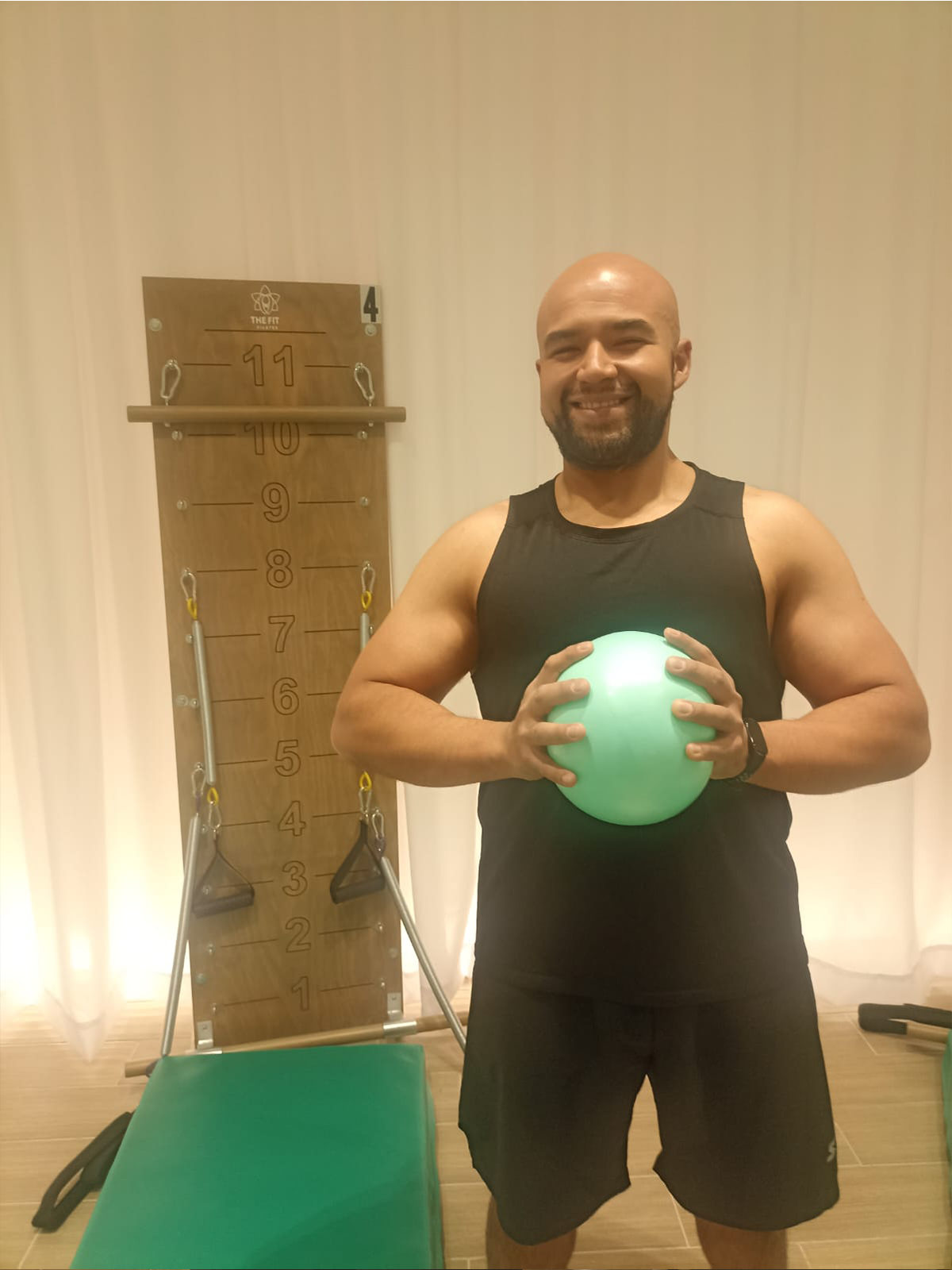 Instructor certificado de Pilates en The Fit Pilates